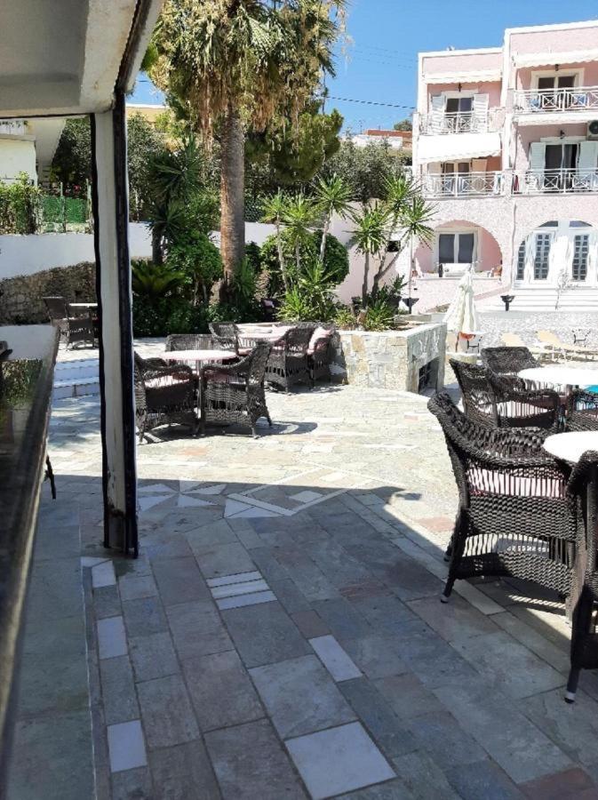 Villa Alexandra Agia Marina  Exteriér fotografie